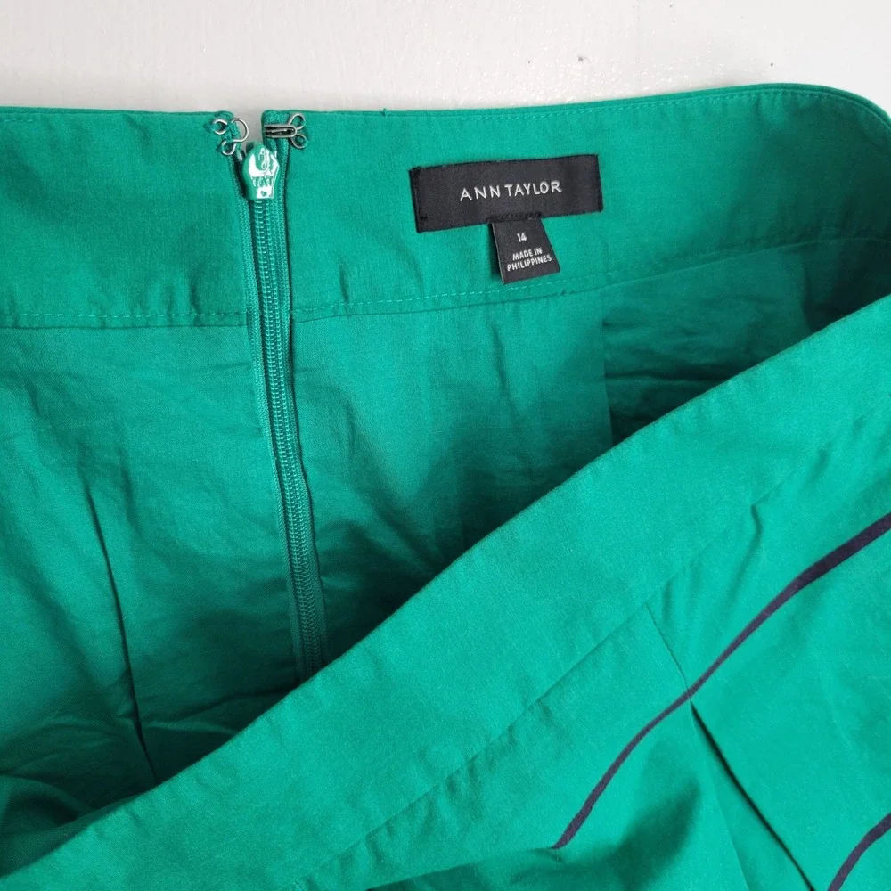 Ann Taylor Green Striped Pleated A-Line Skirt Pockets Size 14 Cotton Blend - Picture 3 of 11